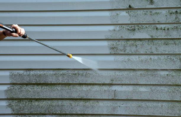 Best Garage Pressure Washing  in Ulysses, KS
